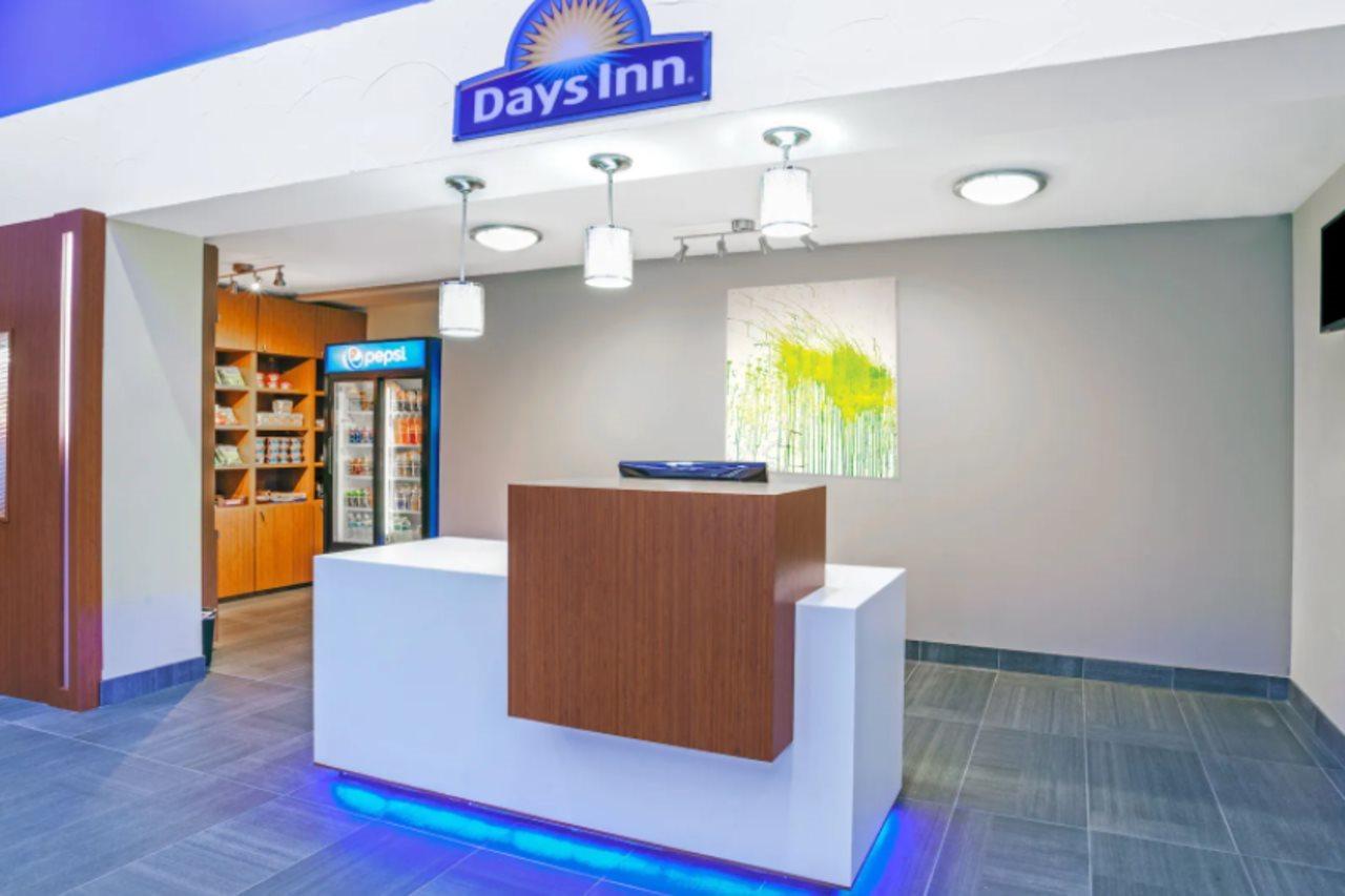 Arya Inn & Suites Farmers Branch Extérieur photo