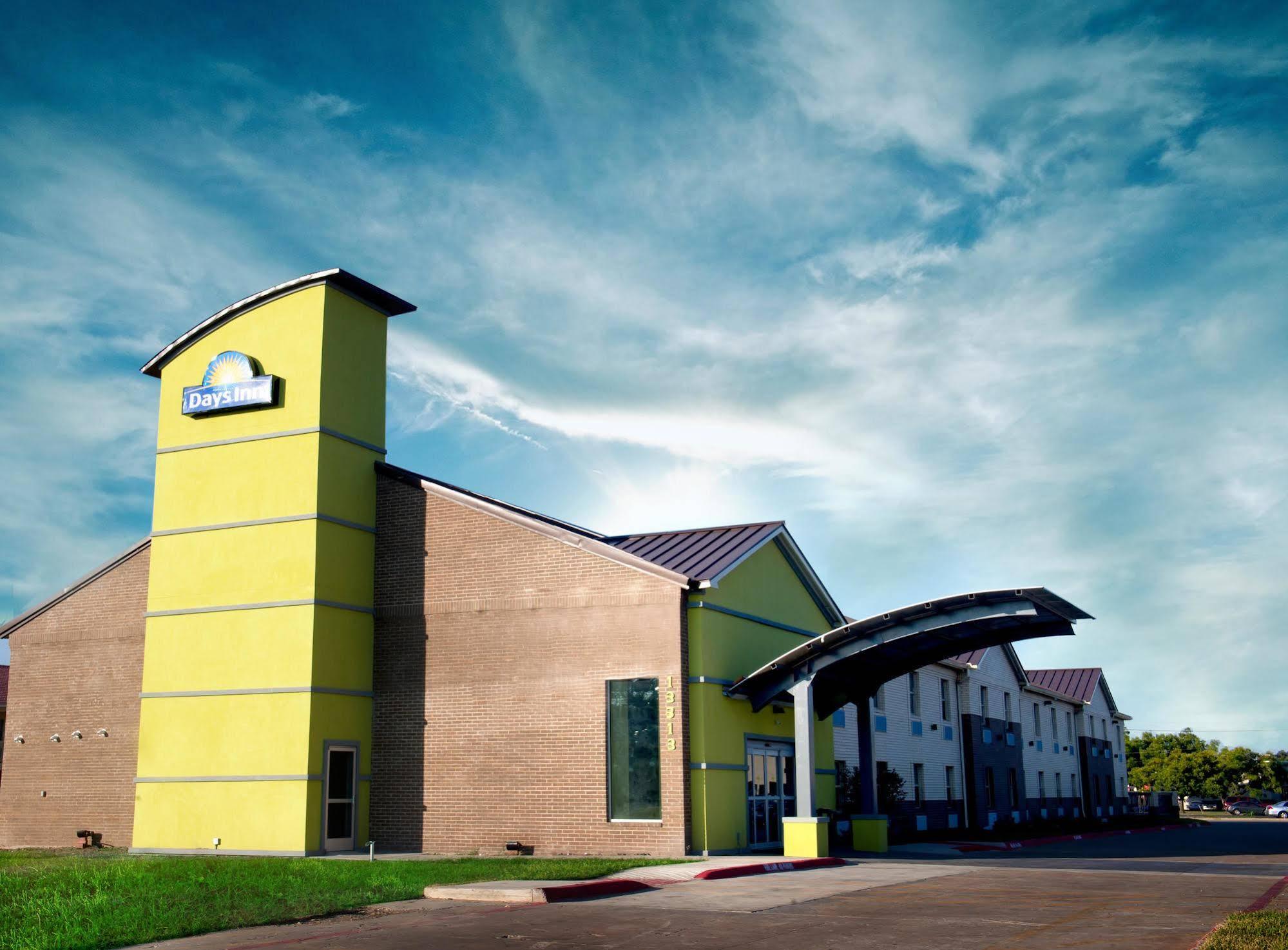 Arya Inn & Suites Farmers Branch Extérieur photo