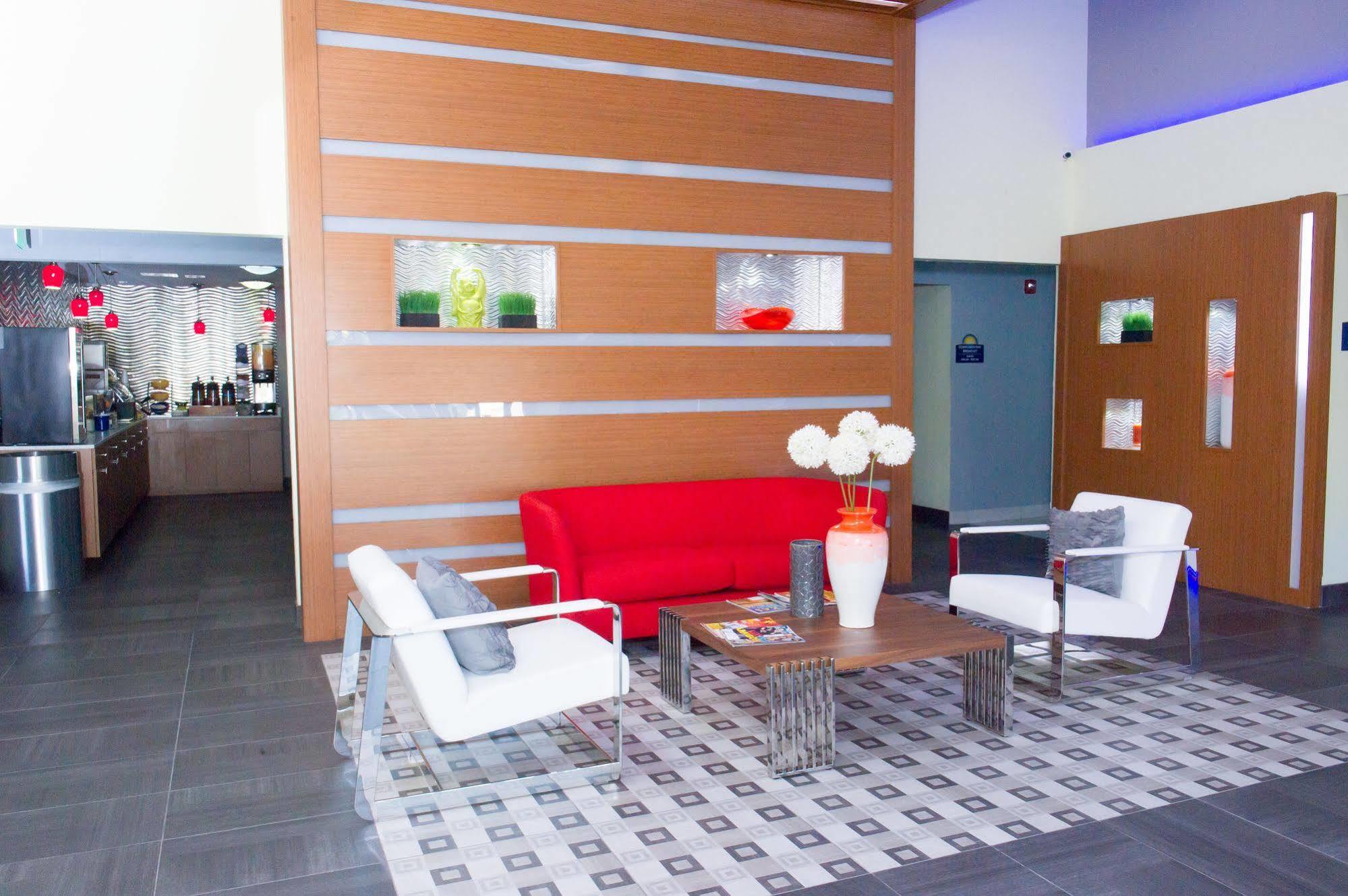 Arya Inn & Suites Farmers Branch Extérieur photo
